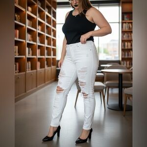 🔥 LITZ White Shredded Skinny Jeans – Size Small 🔥